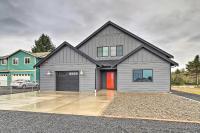 Modern Ocean Shores Getaway with Dock! - B&B Ocean Shores