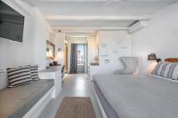 Suite avec Petite Piscine Privée - Vue sur Mer