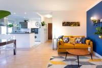 C5 - 2 BDR Blvd Carnot - 10 min Palais - AC & Terrace Sea View - Bed and Breakfast Cannes