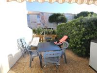 Charmant Studio Cabine avec Jardin - Proche Plage et Commerces - Parking Sécurisé - FR-1-307-118 - Chambres d’hôtes