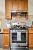 Golden Gem in Heart of East Rock Quiet 3BR Near DT and Yale - Chambres d'hôtes New Haven