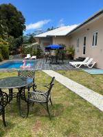 Deluxe Villa with Mountain View and Pool 