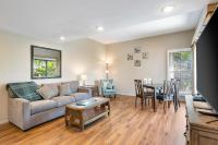 Big Island Royal Sea Cliff 401 condo - B&B