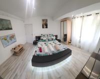 Studio 28 Constantin Brancoveanu, Craiovita, self check-in - B&B Craiova