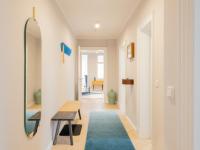 Deluxe Two-Bedroom Apartment - 9