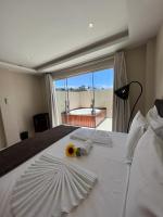 Deluxe Suite with Spa Bath