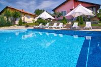 BulgariaVilla - Royal Villas - B&B Bryastovets