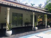 Happy Three Holiday Homes - Ferienwohnung