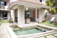 Modern Villa with service. Exceptional beach, private swimming pool - B&B