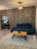 B&B Saint-Etienne - Appartement Jungle centre confort et spacieux netflix wifi gratuit - Bed and Breakfast Saint-Etienne