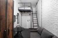 Camera Matrimoniale con Bagno in Comune 