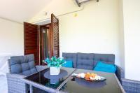 Apartments Ela - Ferienwohnung Novalja