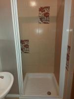 Chambre Triple avec Salle de Bains Privative
