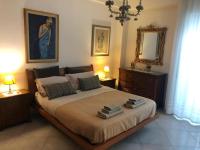 Super Elegante Napoli Centro con posto auto e wifi veloce - B&B Napoli