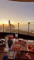 Marina Casa Del Mar - Amazing Sea & Mosque views - B&B Casablanca