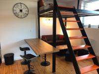 Studio - Mezzanine - Style loft industriel - B&B Brindas