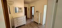 Apartment mit 2 Schlafzimmern und Terrasse