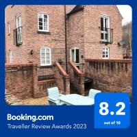 B&B Telford - Forgemasters House - Bed and Breakfast Telford