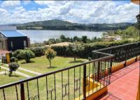 B&B Paipa - Private lake view cottage with BBQ yard in Paipa - Bed and Breakfast Paipa