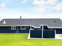 B&B Egense - 8 person holiday home in Storvorde - Bed and Breakfast Egense