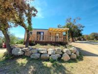 B&B Lumio - CALVI MOBIL-HOME NEUF particulier sur camping - Bed and Breakfast Lumio