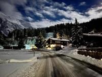 Casa Ucliva - Charming Alpine Apartment Getaway in the Heart of the Swiss Alps - Chambres d'hôtes Rueras