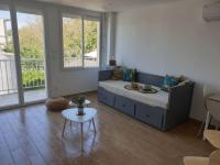 Studio refait à neuf Ave St Maurice - B&B Palavas-les-Flots