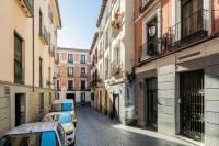 For You Rentals Teatro Real Plaza Apartment TEMPORAL Saint Martin Madrid TRU5 - B&B Madrid