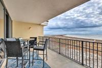 B&B Dauphin Island - Beachfront Dauphin Island Condo Pool Access! - Bed and Breakfast Dauphin Island