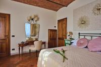 Suite with Pool View