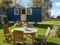 B&B Bampton - Molly The Shepherds Hut - Bed and Breakfast Bampton