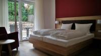 Deluxe Double Room (2 Adults + 1 Child)