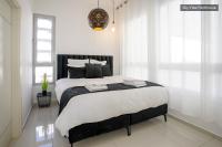 Skyview Penthouse- 7 bedrooms