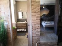 Chambre Double ou Lits Jumeaux avec Salle de Bains Privative