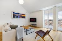 WHome City View Penthouse Luxurious Living in Lisbon with AC & Elevator - B&B Lisboa