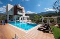 B&B Kalamata - Luxurious 4bedroom Villa Kerezenia - Bed and Breakfast Kalamata