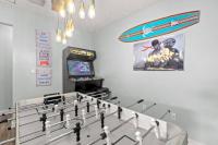 Fanta Sea - Private Seasonal Hot Tub, Game Room, Walk to Beach, Pets OK, & More! - Chambres d'hôtes Panama City Beach
