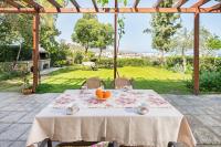 Garden House with sea view - B&B