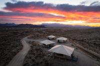 Camp Elena - Luxury Tents Minutes from Big Bend and Restaurants - Chambres d’hôtes Terlingua