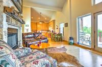 Johnson City Home with Hot Tub - Close to Wineries! - B&B Johnson City