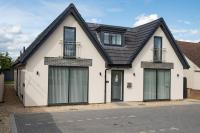 Orchid Lodge - Two Bed Generous Flat - Parking, Netflix, WIFI - Close to Blenheim Palace & Oxford - F4 - Chambres d'hôtes Kidlington