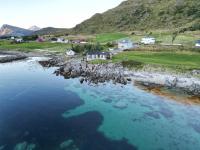 B&B Sund - Superior Cabin with Private Beach Lofoten - Bed and Breakfast Sund