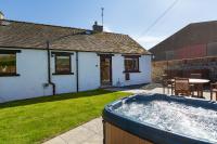 B&B Cupar - Cannich Cottage at Parbroath Farm - Bed and Breakfast Cupar