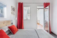 Stylish Apartment with Terrace for Couple or Family - Chambres d'hôtes Barcelone