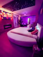 Gite Romantique avec Espace Balnéo et Ciel Etoilé "La Maison du Bonheur Saint Germer de Fly" Nuit Romantique Oise, Picardie, Normandie - B&B Saint-Germer-de-Fly