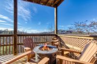 Whiskey's mountain lodge, Mtn Views, Hot Tub, 560 FREE tickets each paid day - Chambres d'hôtes Sevierville