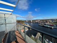 Lighthouse Luxury Penthouse - Jantar Apartamenty - B&B