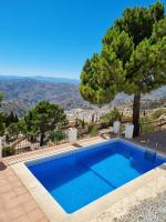 Lovely 2 Bed Apartment with Stunning views & Pool - B&B Cómpeta