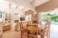 Villa for 9 people 15 mins walk from the beaches and the center of Ste Maxime - Chambres d'hôtes Sainte-Maxime