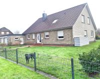 Nordsee Anker Unsere moderne 87 qm Ferienwohnung mit zwei Schlafzimmer in Norden Ortsteil Ostermarsch - B&B Norden